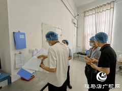 沉点环绕食物原料